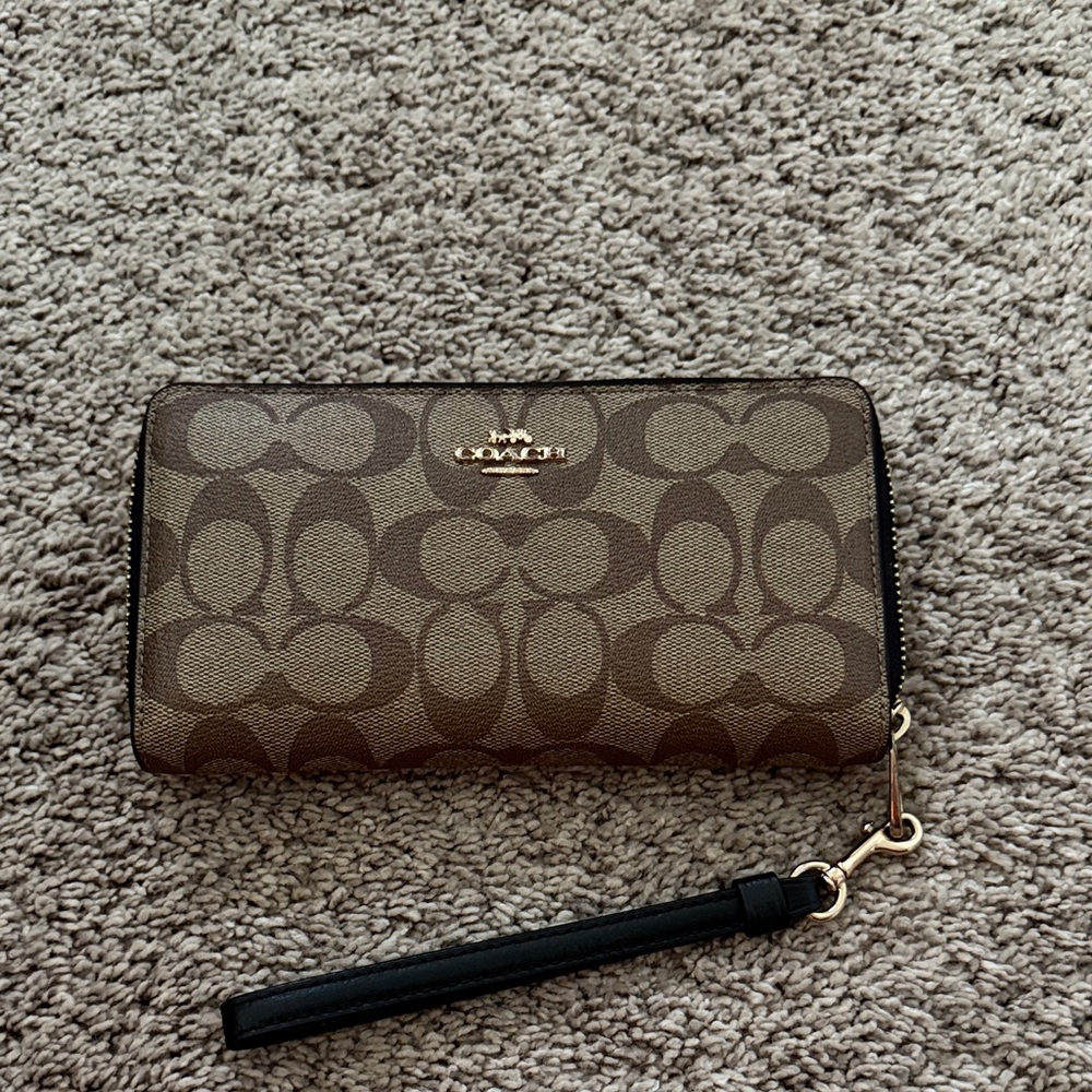 Coach Signature Brown Wristlet
